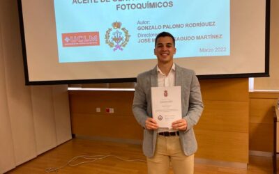 Gonzalo Palomo Rodríguez, ha defendido su TFM en la ETS de Ingeniería Industrial de Ciudad Real, obteniendo la calificación de 9.7. El trabajo de investigación, dirigido por el profesor Monteagudo, tenía como objetivo el tratamiento de aguas residuales de almazara empleando diversas técnicas de pretratamiento (precipitación/intercambio iónico) combinadas con POAs fotocatalíticos.