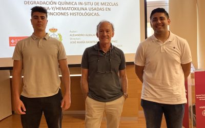 Alejandro Albalate y Pedro Birriales han defendido sus TFGs en la ETS de Ingeniería Industrial de Ciudad Real. Sus estudios de investigación están centrados en la depuración de aguas residuales generadas en laboratorios biomédicos en los que se usan eosina-Y y hematoxilina para tinciones histológicas, y en la captura del CO2 procedente de su mineralización, respectivamente. Ambos trabajos se han llevado a cabo en los laboratorios de investigación del grupo IMAES y han sido dirigidos por el profesor José María Monteagudo